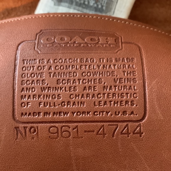 Vintage Leather COACH Briefcase. Messenger Bag. British Tan. - Picture 9 of 10